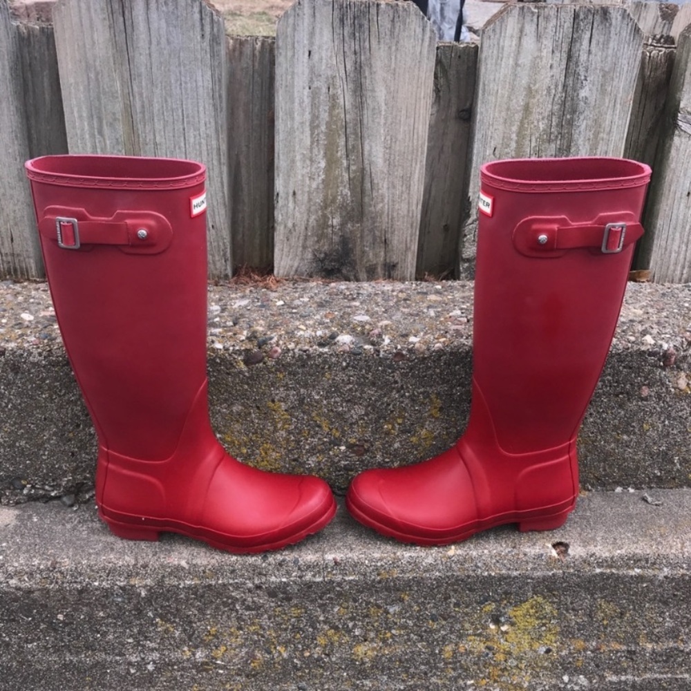 HUNTER rain BOOTS❗️❗️Beautiful Matte RED♥️♥️